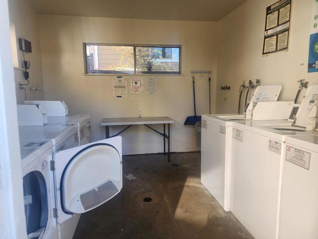 42 Tahoe Court, Walnut Creek CA: https://media.crmls.org/mediaz/831546ae-e29e-4178-9e6b-8e8b3eb3d7c5.jpg