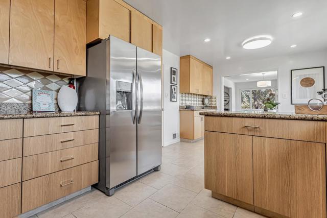 2310 Wawona Street, San Francisco CA: https://media.crmls.org/mediaz/8315ca10-2485-4381-8864-87b28ef5767d.jpg