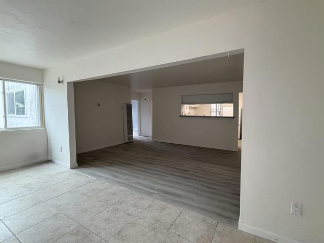 2437 Modesto St, San Diego CA: https://media.crmls.org/mediaz/8316b1e8-50d3-43e9-9a19-4b846e2fe537.jpg