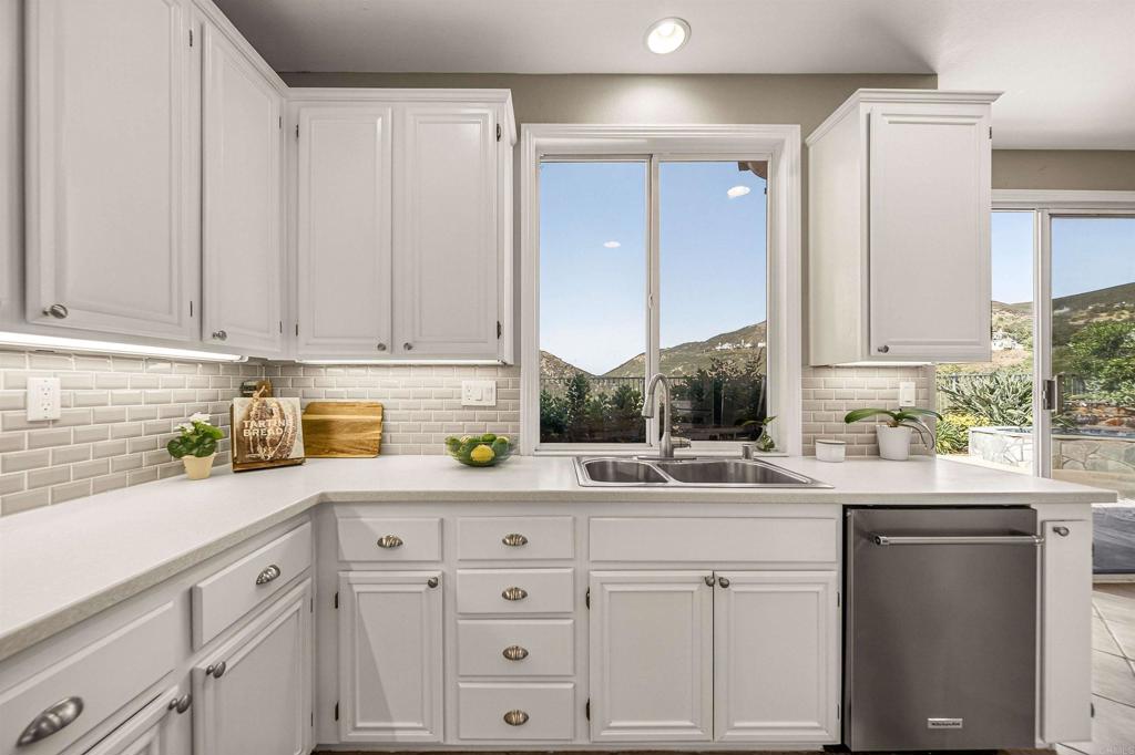 1650 Sagewood Way - photo 16