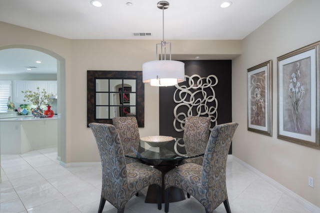 Image 10 of 43 For 1850 Savanna Way