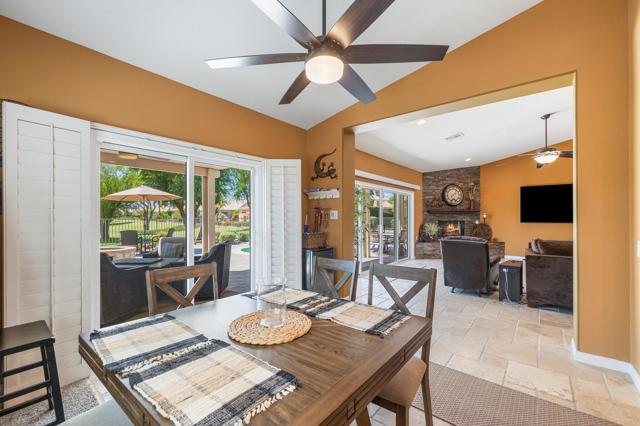 45553 Meadow Lake Drive, Indio CA: https://media.crmls.org/mediaz/831b1a29-a53f-4753-a8f9-9e78dfffef51.jpg