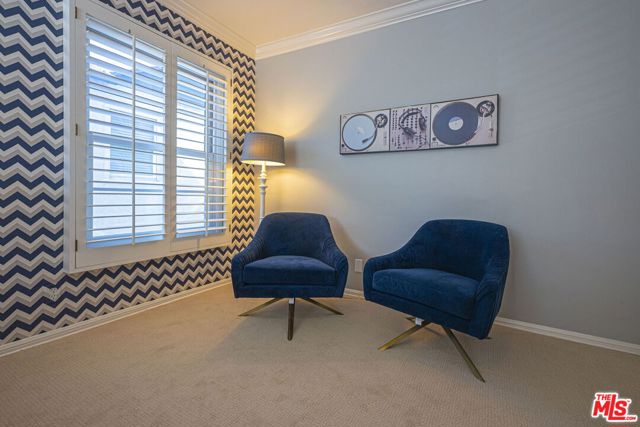 2318 Canyon Drive, Los Angeles CA: https://media.crmls.org/mediaz/831b715a-b069-4e5e-a17e-d87cac3f6b27.jpg