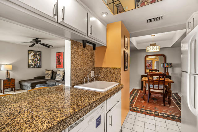 1490 S Camino Real #308, Palm Springs, CA 92264