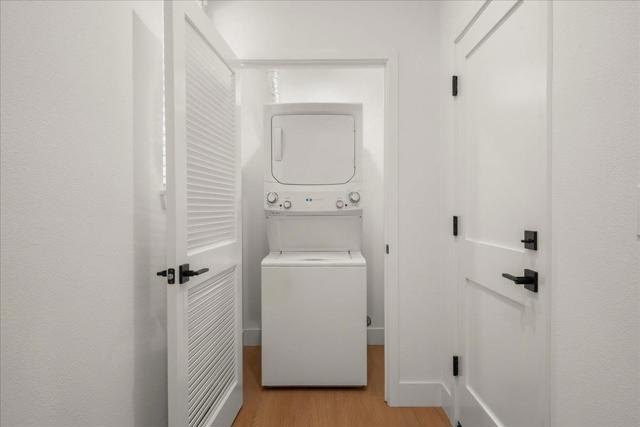 224 Carroll Street, Sunnyvale CA: https://media.crmls.org/mediaz/831d5d9a-bdc7-4acb-b115-c540cac16791.jpg