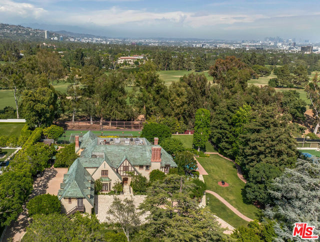 570 S Mapleton Drive, Los Angeles CA: https://media.crmls.org/mediaz/831d972b-a952-4f7d-8743-10e5b3b15cc1.jpg