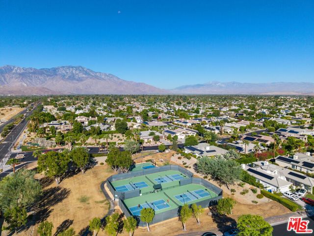 8 Dickens Court, Rancho Mirage, CA 92270