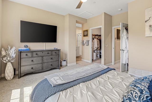4347 Harbor Way, Oceanside CA: https://media.crmls.org/mediaz/831f1557-285e-4ebd-9af0-44399312c17b.jpg