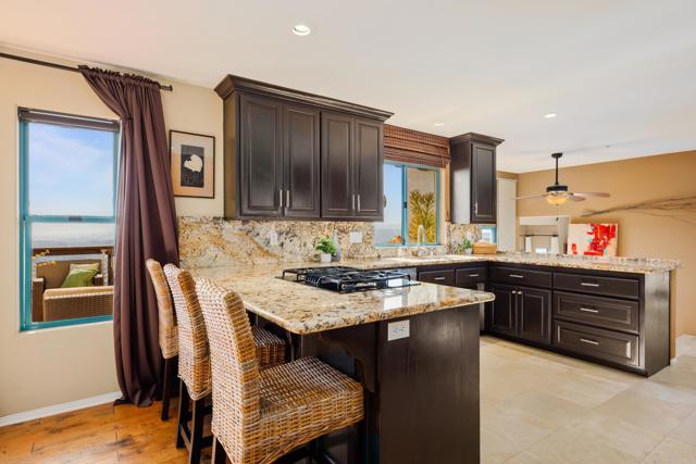 3351 Red Mountain Heights Drive, Fallbrook CA: https://media.crmls.org/mediaz/831f6fe5-f8cc-4ea8-9b0e-f3a3d71082b8.jpg