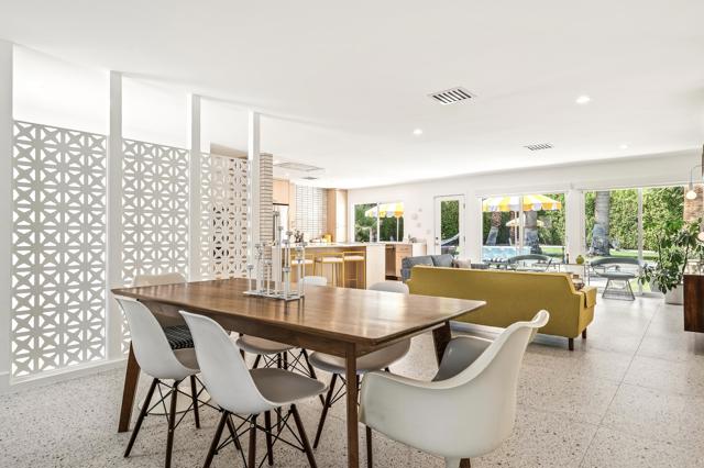165 S Avenida Elenora, Palm Springs, CA 92262