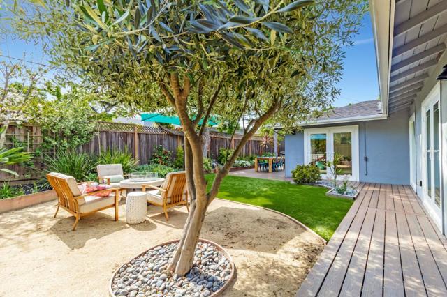 1528 Fernside Street, Redwood City CA: https://media.crmls.org/mediaz/831feef6-d80f-4d2a-b5d2-9eccb7aba1db.jpg
