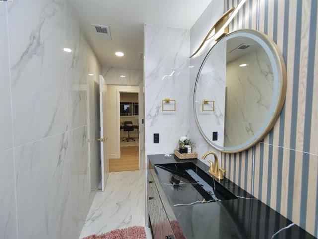 5603 Wintergreen Dr, Newark CA: https://media.crmls.org/mediaz/83200e09-95f6-4894-98ae-e021071dca4b.jpg