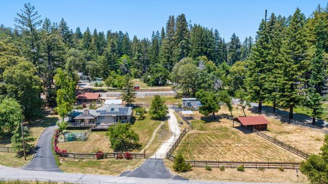 50 Nichols Drive, Santa Cruz CA: https://media.crmls.org/mediaz/83201767-0bd6-4735-9538-2db6b6092cb2.jpg