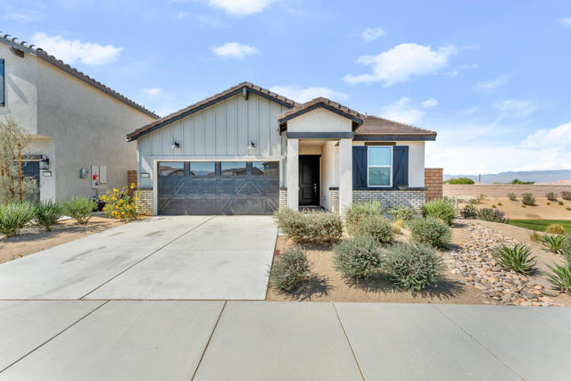 84151 Novello Drive, Indio CA: https://media.crmls.org/mediaz/8320a763-0d62-4d44-a9c5-1bade55f15a8.jpg