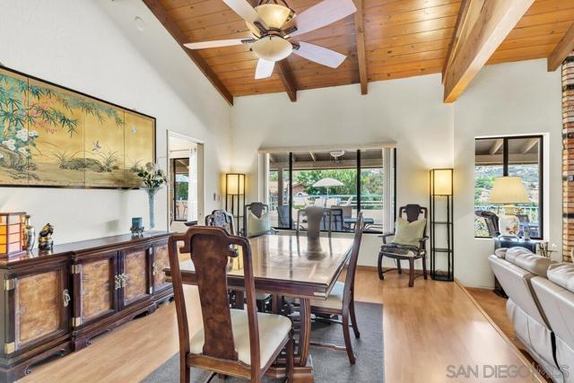 3176 Via Viejas, Alpine CA: https://media.crmls.org/mediaz/8320d7a0-674a-430a-acbc-c8335a367114.jpg