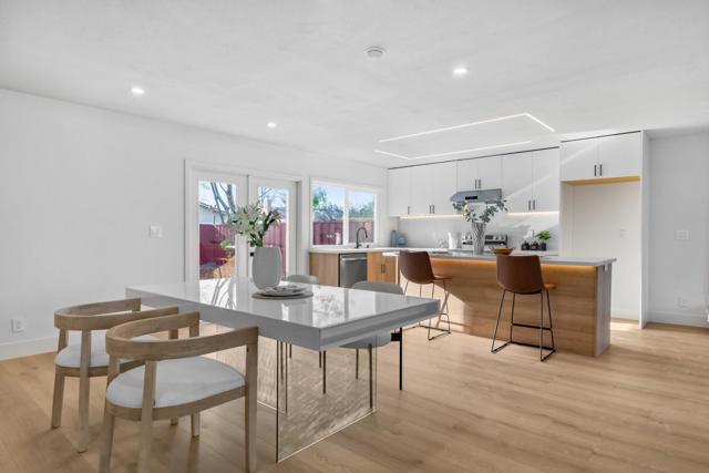 2877 Pelican Drive, Union City CA: https://media.crmls.org/mediaz/83211d98-944f-4c8d-a08c-12bc1f2941d7.jpg