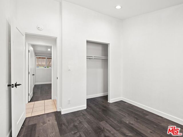 18717 Kimbrough Street, Canyon Country CA: https://media.crmls.org/mediaz/8321a3b9-854d-4d50-a0f1-179d86446110.jpg