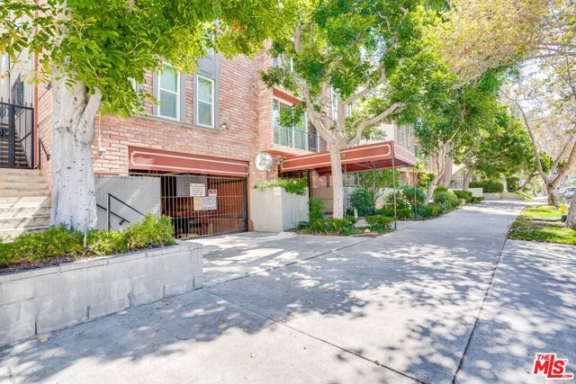 Image 2 for 532 N Rossmore Ave #402, Los Angeles, CA 90004