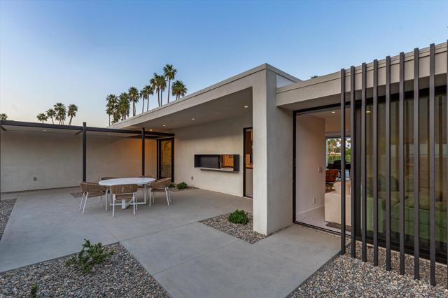 2290 S Yosemite Drive, Palm Springs CA: https://media.crmls.org/mediaz/8322d72b-91b0-456b-a7b6-a5f6105aa406.jpg