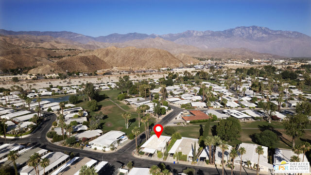 379 Avenida Andorra, Cathedral City CA: https://media.crmls.org/mediaz/83232060-889a-438c-b114-103df78a41fb.jpg