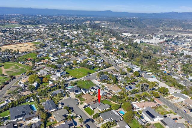 Detail Gallery Image 8 of 12 For 2710 Penkea Dr, Oceanside,  CA 92054 - 3 Beds | 2 Baths