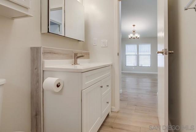 1010 E Bobier, Vista CA: https://media.crmls.org/mediaz/83247b4b-98f9-42a8-af3b-89475d0b03f0.jpg