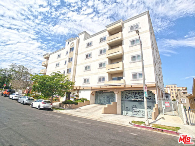 Image 2 for 1043 S Kenmore Ave #203, Los Angeles, CA 90006