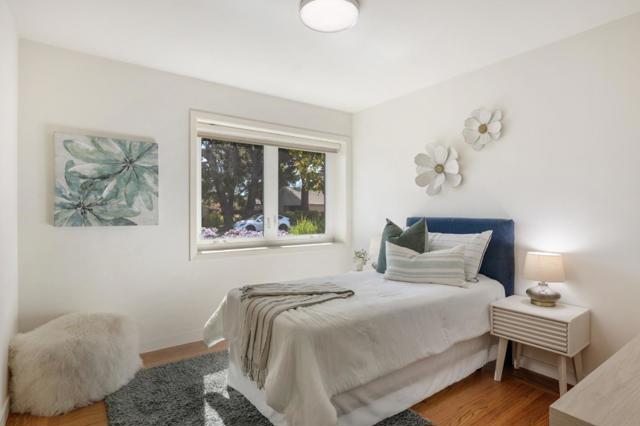 390 Cherry Avenue, Los Altos CA: https://media.crmls.org/mediaz/83258e15-c6a5-4466-9e4c-296bbd5fa39a.jpg