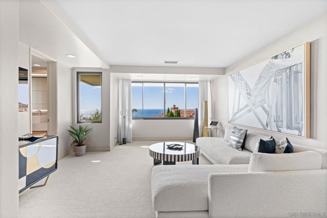 2506 Ruette Nicole, La Jolla CA: https://media.crmls.org/mediaz/8326a1eb-990e-4259-8b22-b8bf25896ece.jpg