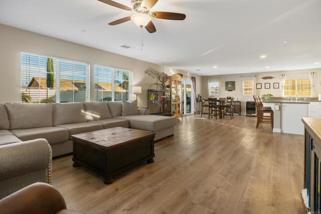 Detail Gallery Image 9 of 37 For 34668 Butte Ct, Murrieta,  CA 92563 - 3 Beds | 2/1 Baths