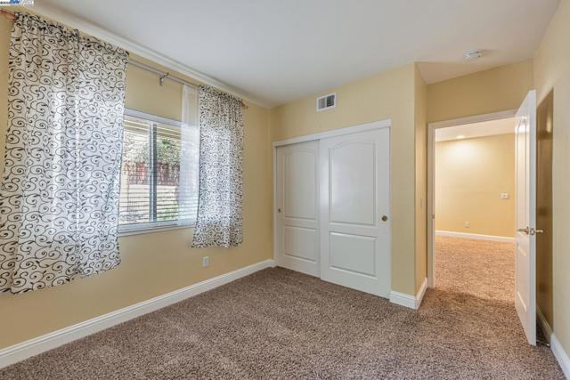 2578 Ridge Crest Ct., Castro Valley CA: https://media.crmls.org/mediaz/8327fbdb-51de-47f2-9b50-1dbd2bfe65a0.jpg
