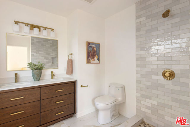 1327 Brampton Road, Los Angeles CA: https://media.crmls.org/mediaz/83288e42-95e0-4169-b5dc-98ac63cdc564.jpg