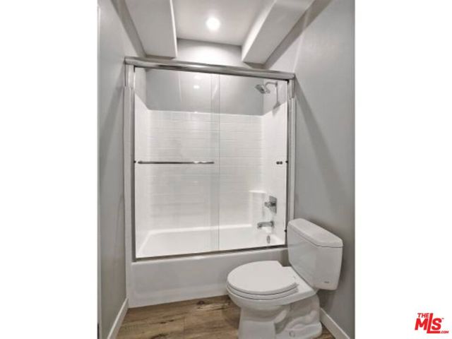 10560 SANTA MONICA, Los Angeles CA: https://media.crmls.org/mediaz/8328b84b-02c6-4d63-a470-2a749b4c4ea3.jpg