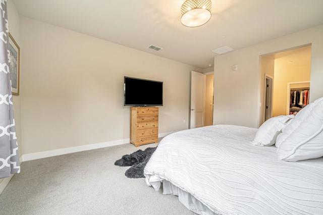 788 Tranquility Circle, Livermore CA: https://media.crmls.org/mediaz/83290323-ffd0-4442-a0be-62f325375be6.jpg