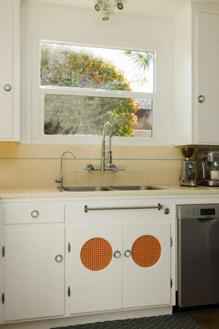 Image 11 of 40 For 748 Calle Rolph