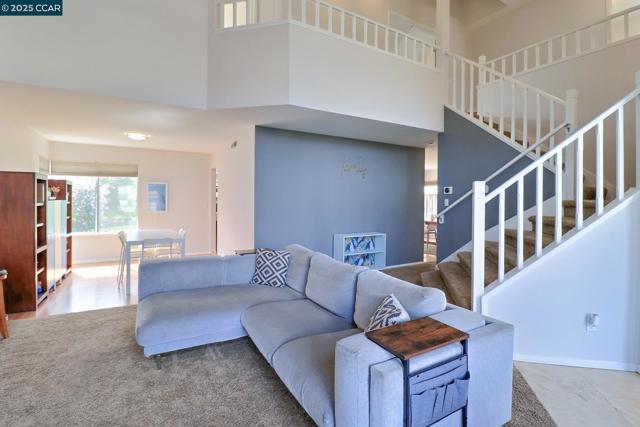 1728 Peachwillow St, Pittsburg CA: https://media.crmls.org/mediaz/832bb069-9231-4490-843f-082c6616dea9.jpg