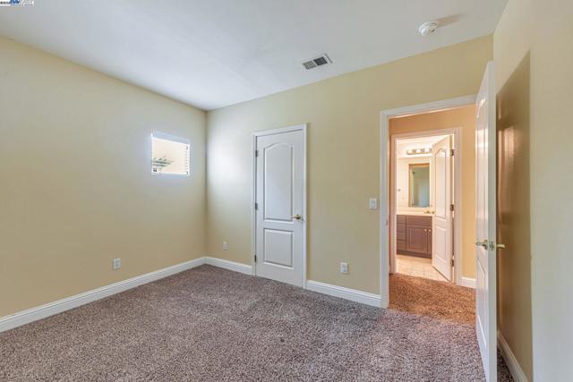 2578 Ridge Crest Ct., Castro Valley CA: https://media.crmls.org/mediaz/832c4643-9409-4141-aa7b-c2cbef7be771.jpg