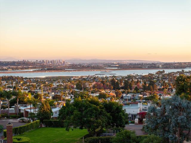 Front Image Thumbnail for CRNDP2511025