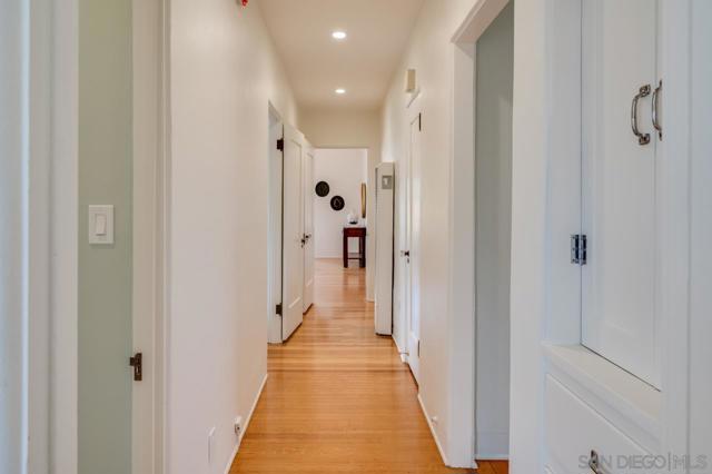 4597 Vista St, San Diego CA: https://media.crmls.org/mediaz/832d59a8-30c0-4516-8ce2-3374ada1d2c1.jpg