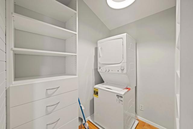 1353 Edgewood Road, Redwood City CA: https://media.crmls.org/mediaz/832d8dbc-3bc7-4ca4-ba7f-f0a8874a2aa9.jpg