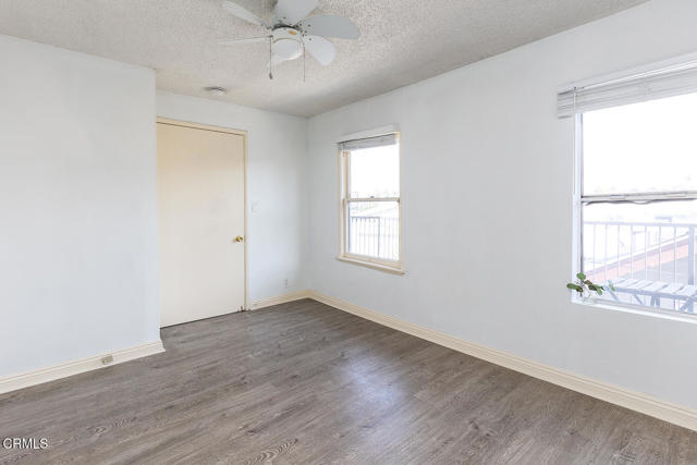 Detail Gallery Image 10 of 16 For 1827 Santa Ynez St #D,  Los Angeles,  CA 90026 - 1 Beds | 1 Baths