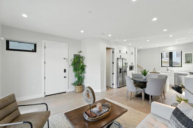 500 Walnut Street, San Carlos CA: https://media.crmls.org/mediaz/832e0f94-7510-406b-94a4-96d767bbb51c.jpg