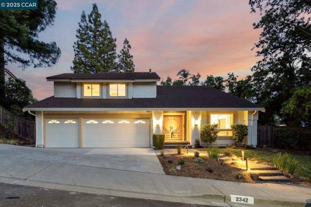 2342 Brantford Court, Walnut Creek CA: https://media.crmls.org/mediaz/832e43b1-9be8-4dde-a9c3-039d04ac7736.jpg