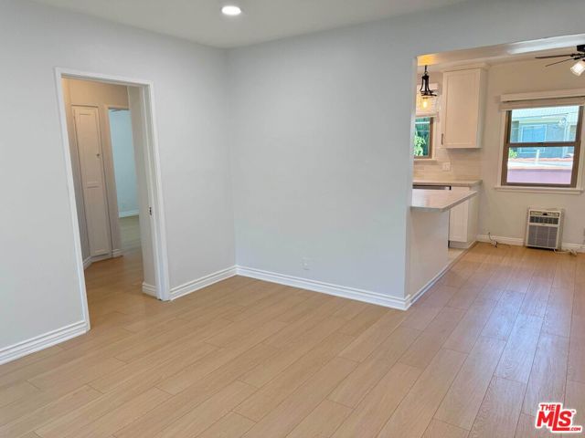 4125 West Toluca Lake Avenue photo 10