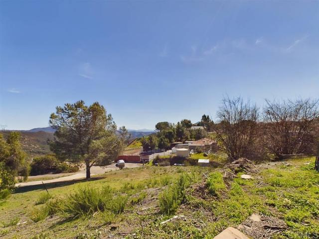 Detail Gallery Image 7 of 30 For 20596 Manzanita Way, Jamul,  CA 91935 - 4 Beds | 2 Baths