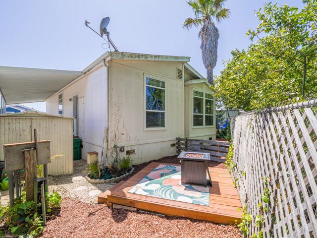 49 Blanca Lane, Watsonville CA: https://media.crmls.org/mediaz/832e777e-fa27-4bc4-a01e-d90a4e0e9bf9.jpg