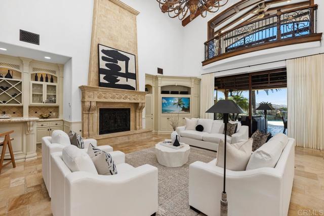 5015 Rancho Quinta Bend, San Diego CA: https://media.crmls.org/mediaz/832e97c2-d12d-4314-b264-b5db437a82c7.jpg