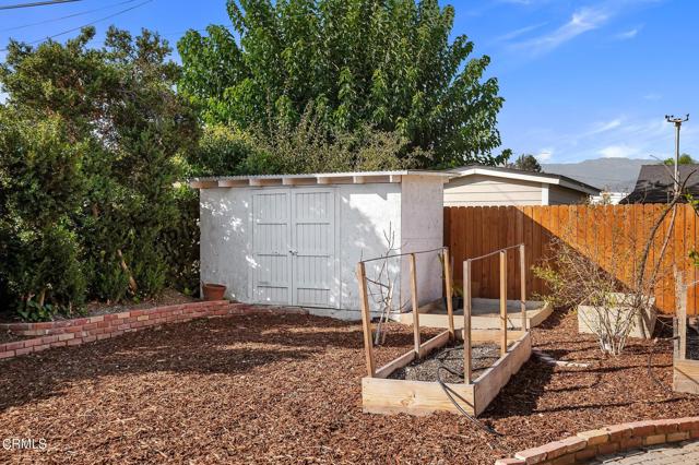 22-web-or-mls-22 - Storage Shed