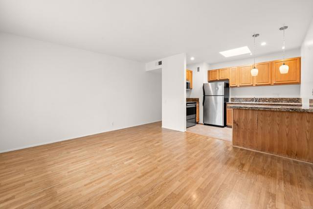 Front Image Thumbnail for CRPTP2505856