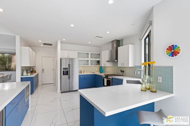 68095 Seven Oaks Place, Cathedral City CA: https://media.crmls.org/mediaz/83312a21-00b0-4f8b-8091-1ee3702581a9.jpg